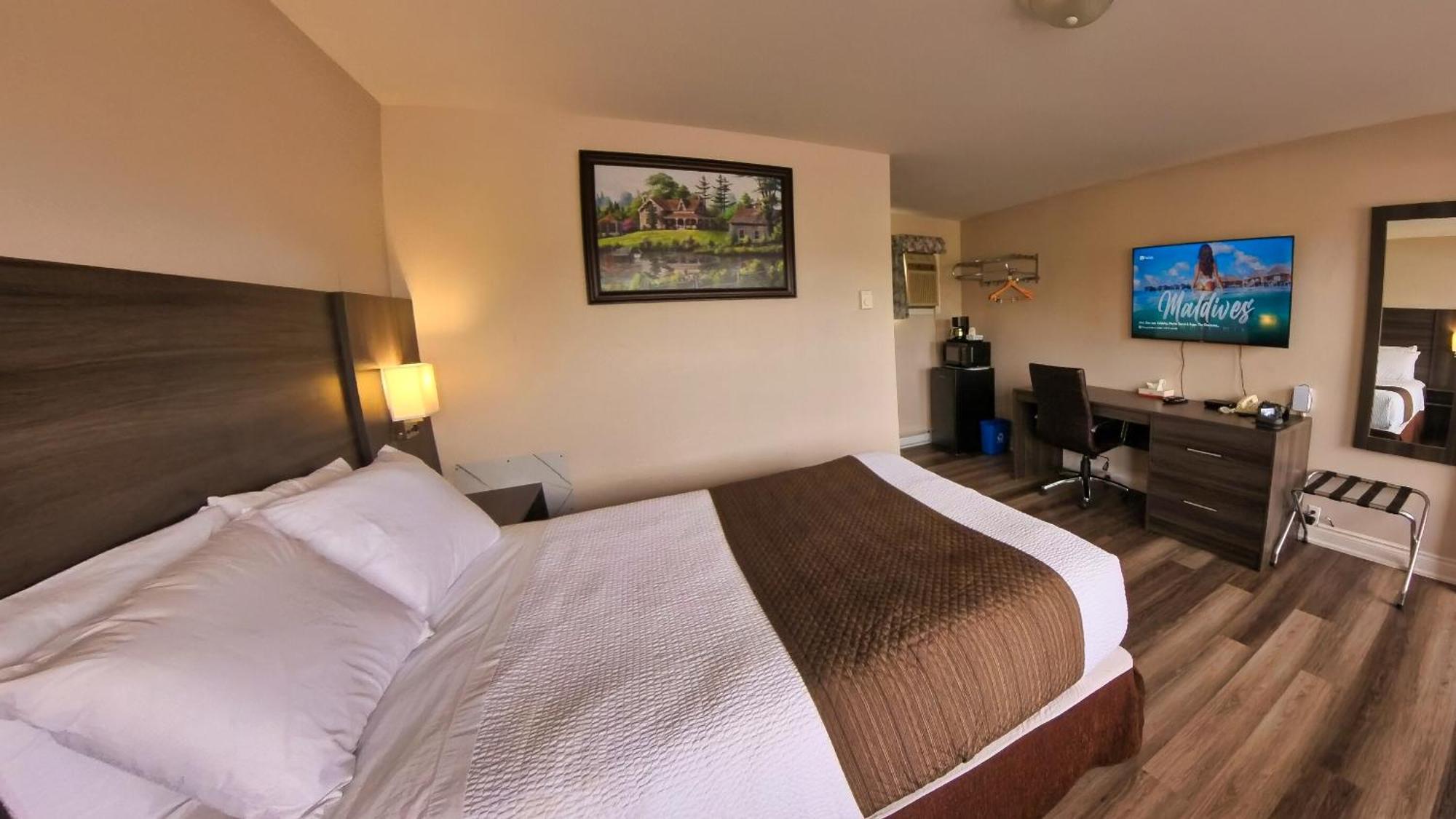 Maple Leaf Inn & Suites Kincardine Esterno foto