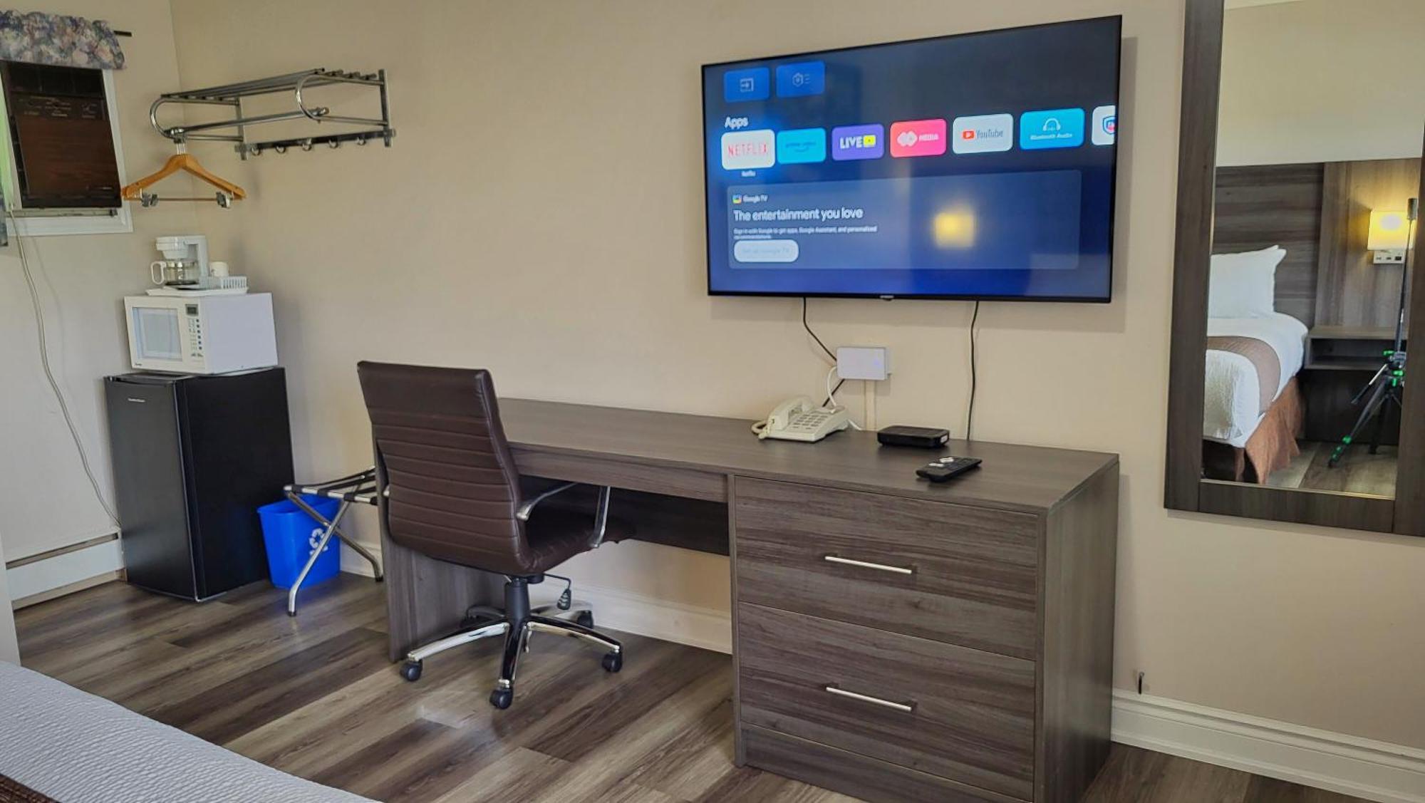 Maple Leaf Inn & Suites Kincardine Esterno foto